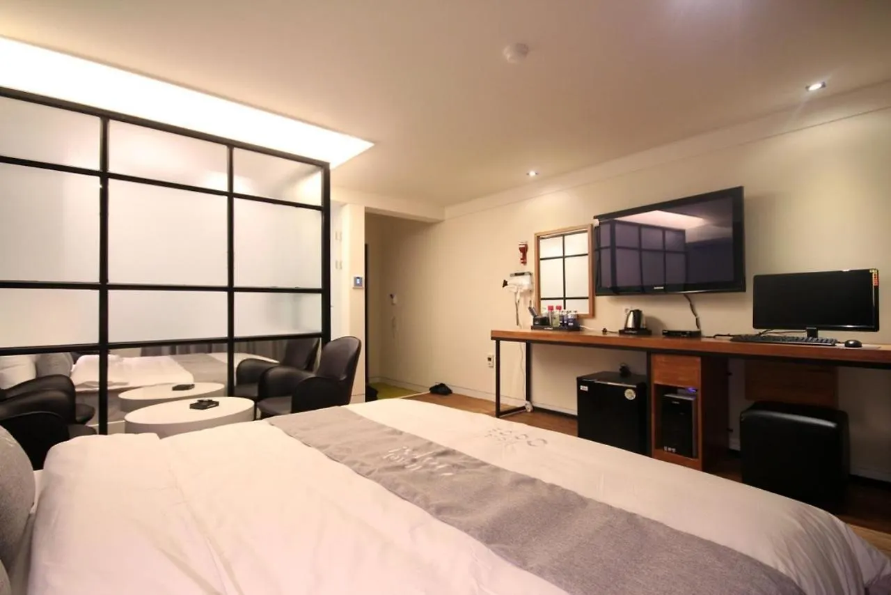 Yeonsan Oops Hotel Busan South Korea